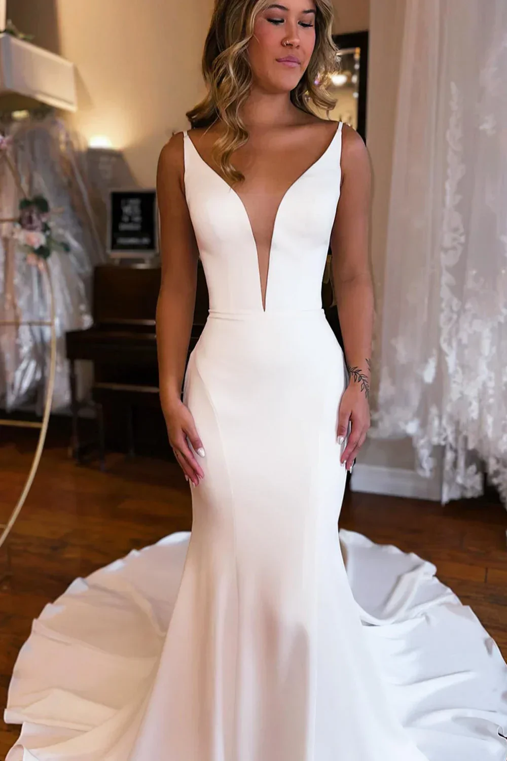 Mermaid Simple Backless Boho Wedding Dress - Image 3