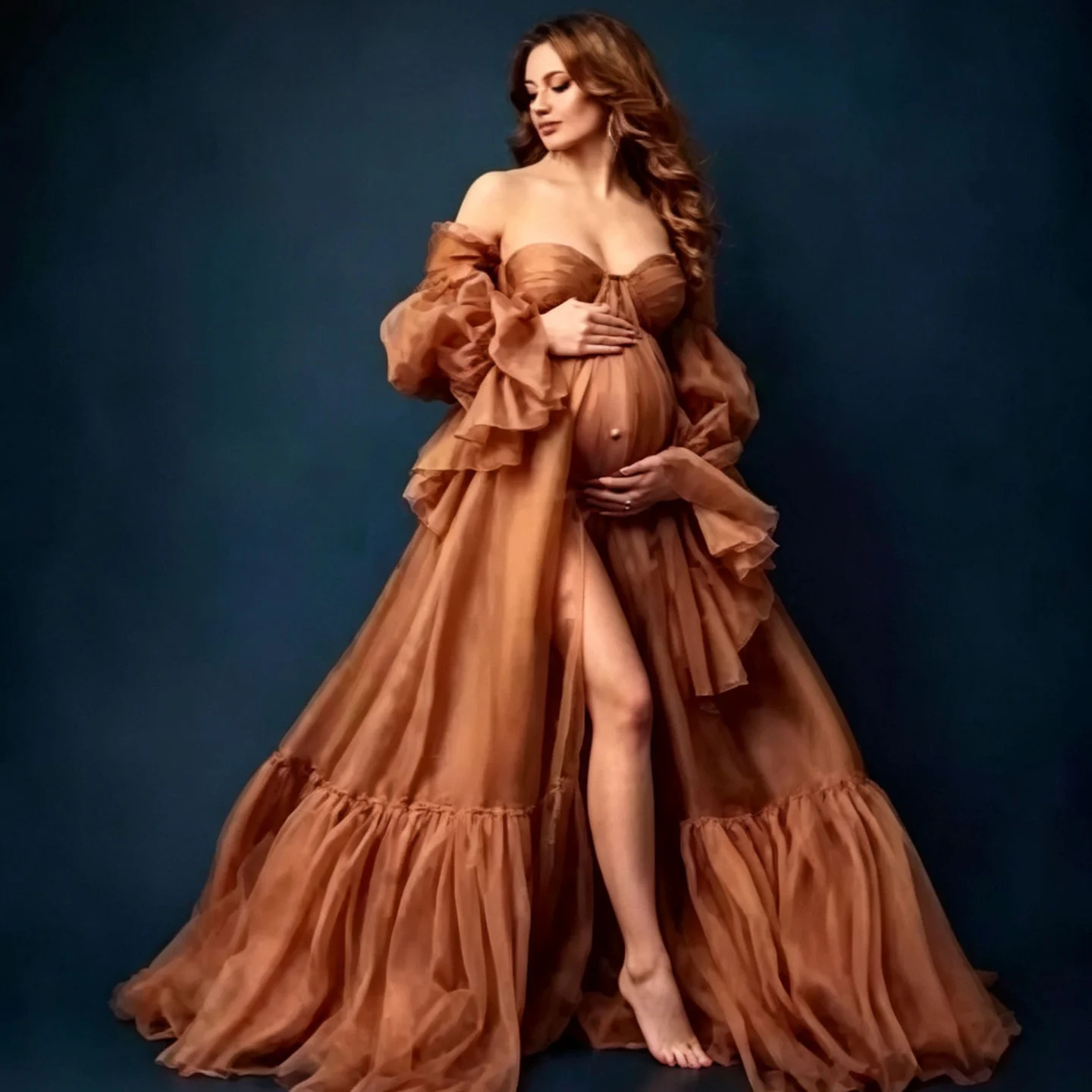 Open‑front high‑slit design to showcase baby bump - Image 7