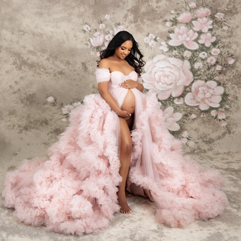 Soft lightweight tulle, stretch fit for all trimesters