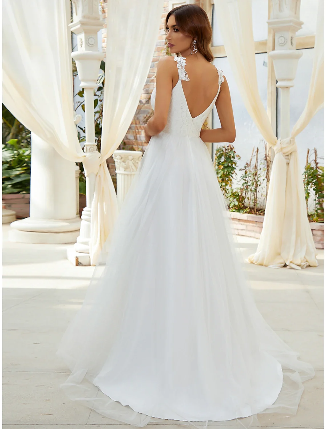 Reception Simple Wedding Dresses A-Line Sweetheart V Wire Regular Straps Sweep / Brush Train Tulle Bridal Gowns With Crystals Appliques - Image 4